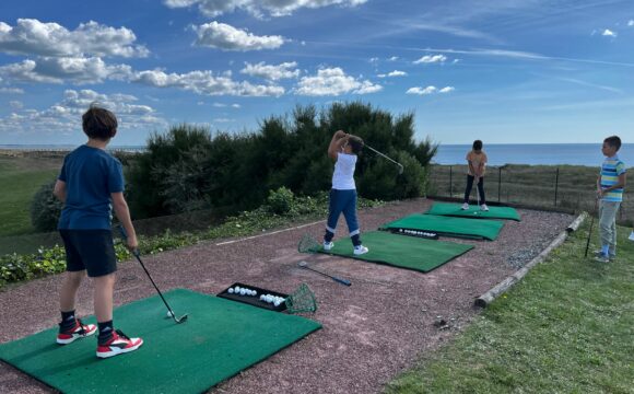 Golf et char à voile et natation …